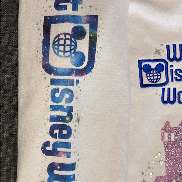 Disney - Women’s 2017 Walt Disney World 4 Park Classic Zip Up Hoodie - XL - Picture 6 of 7